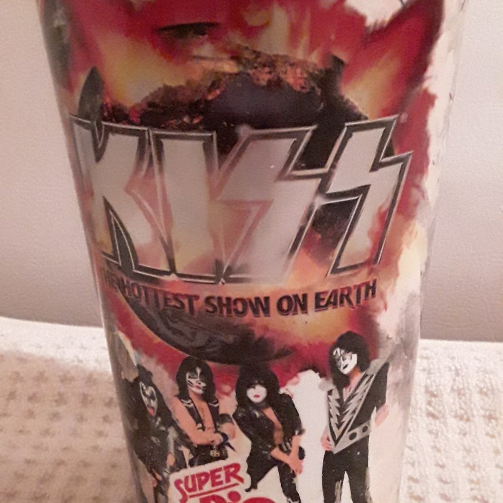 Vintage KISS Band Set Of 4 7-11 Hard Cups No Lids